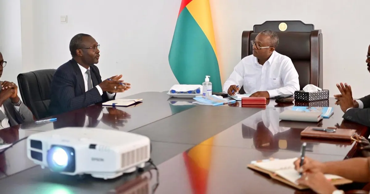 Governo guineense quer construir 1.500 casas sociais para modernizar país