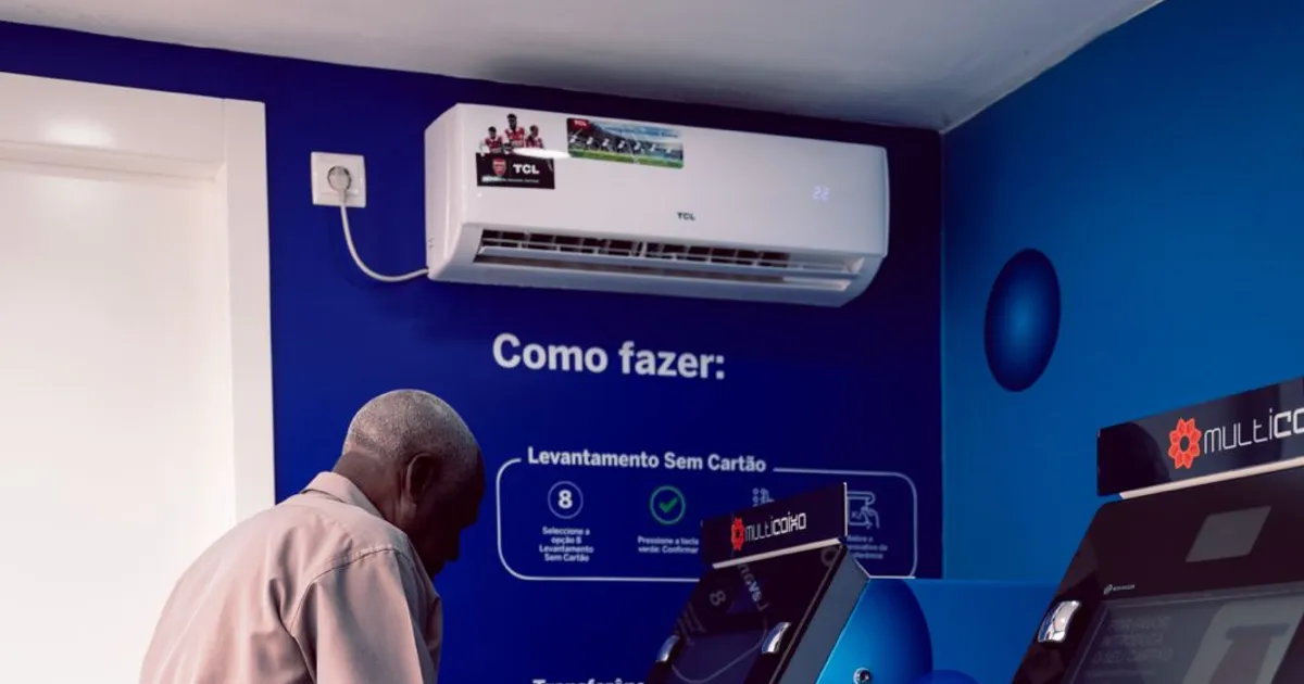 Standard Bank de Angola investe 500 milhões de kwanzas em novos centros de caixas automáticas