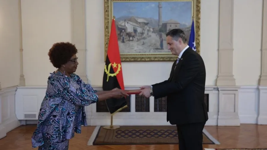 Angola e Bósnia e Herzegovina abordam o fortalecimento das relações diplomáticas