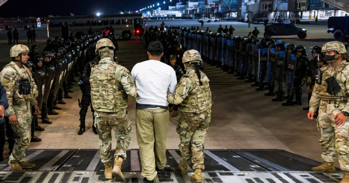 Donald Trump pondera autorizar ataques militares contra cartéis no México