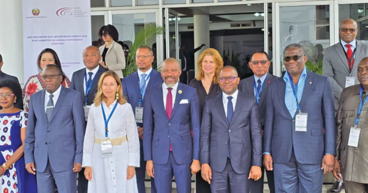 Angola defende reforço da cooperação técnica entre os parlamentos lusófonos
