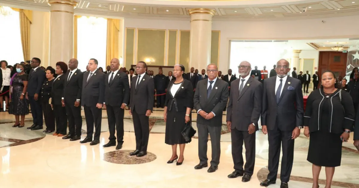 Deputados rendem homenagem à Fernando da Piedade Dias dos Santos "Nandó"