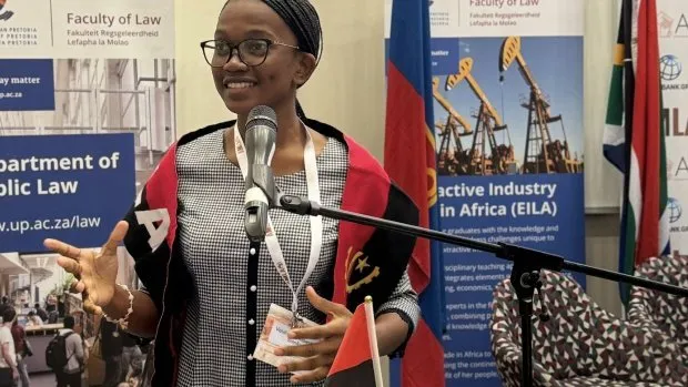 Pesquisadora angolana apresenta estudo sobre Governança da Inteligência Artificial