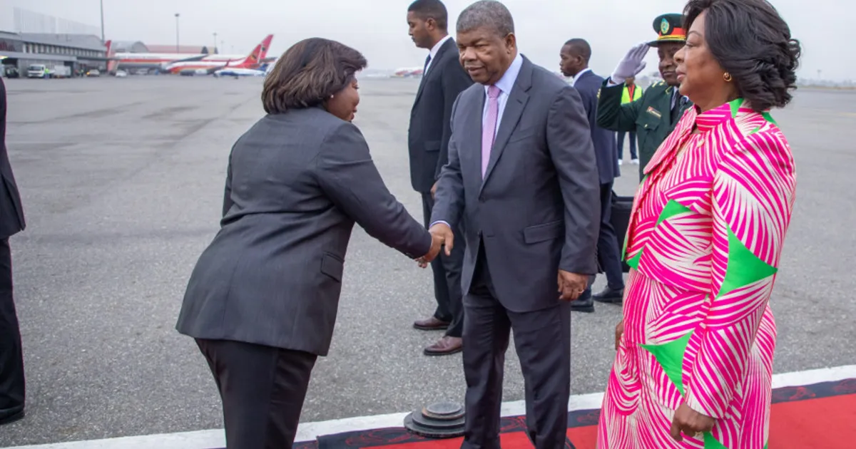 Presidente da União Africana já em Luanda