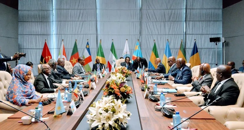 União Africana intensifica mediação para a paz no Sudão