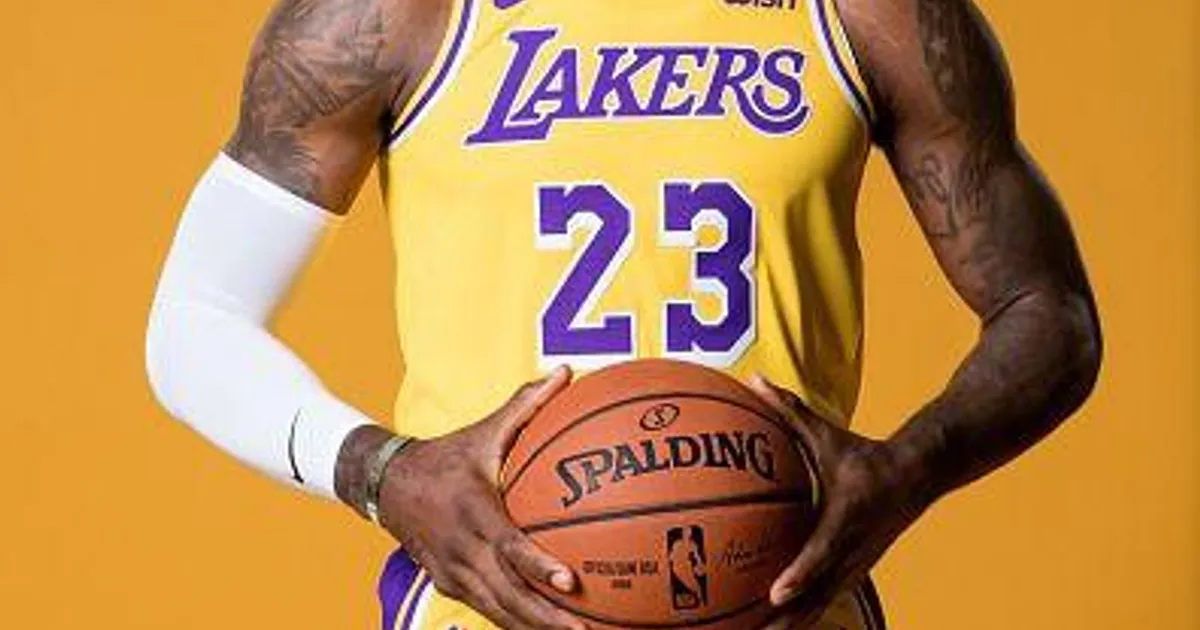 Lebron James continua a quebrar recordes