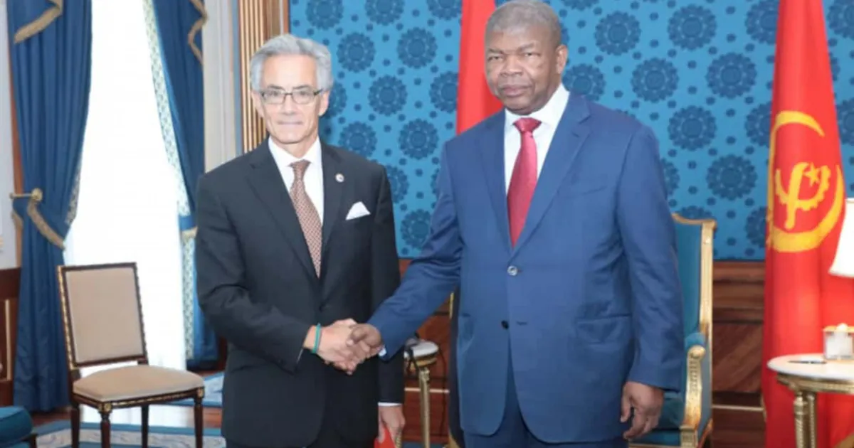 PR recebe mensagens do Rei de Espanha e do Presidente de Cuba