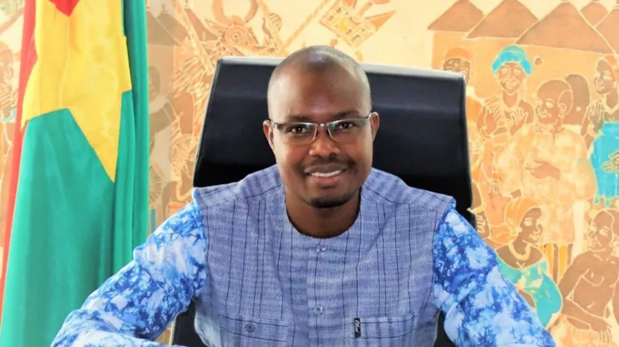 Burkina Faso aplica "diplomacia de afirmação e soberania"