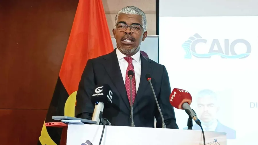 Lançado concurso para concessão da gestão do Terminal de Águas Profundas de Cabinda