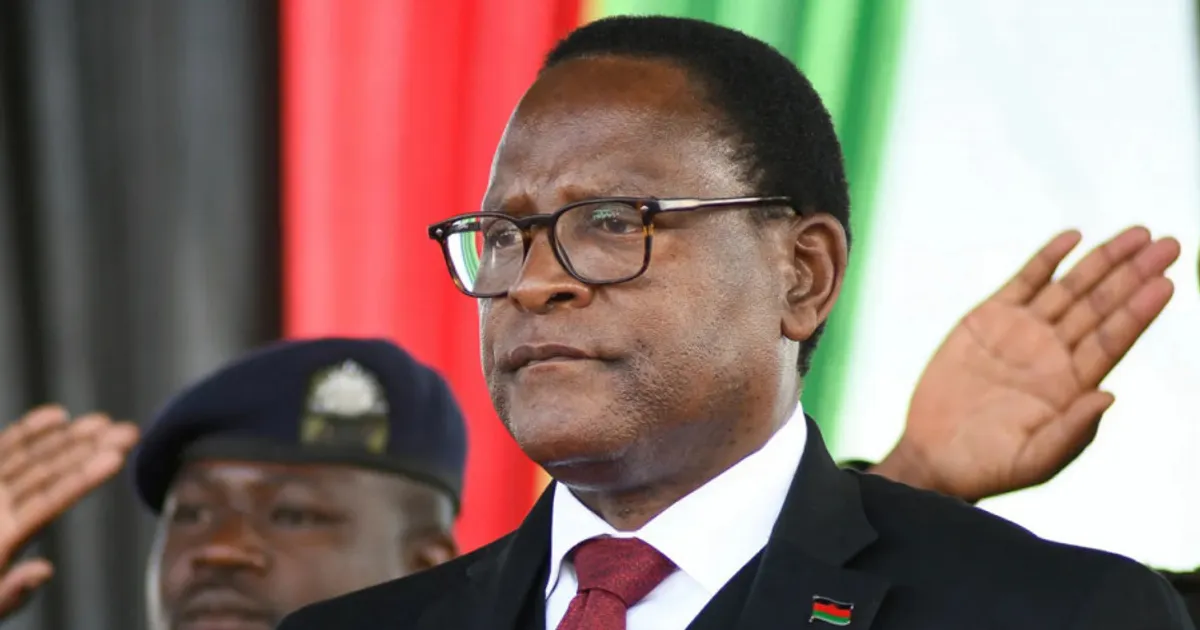 Presidente do Malawi admite derrota eleitoral