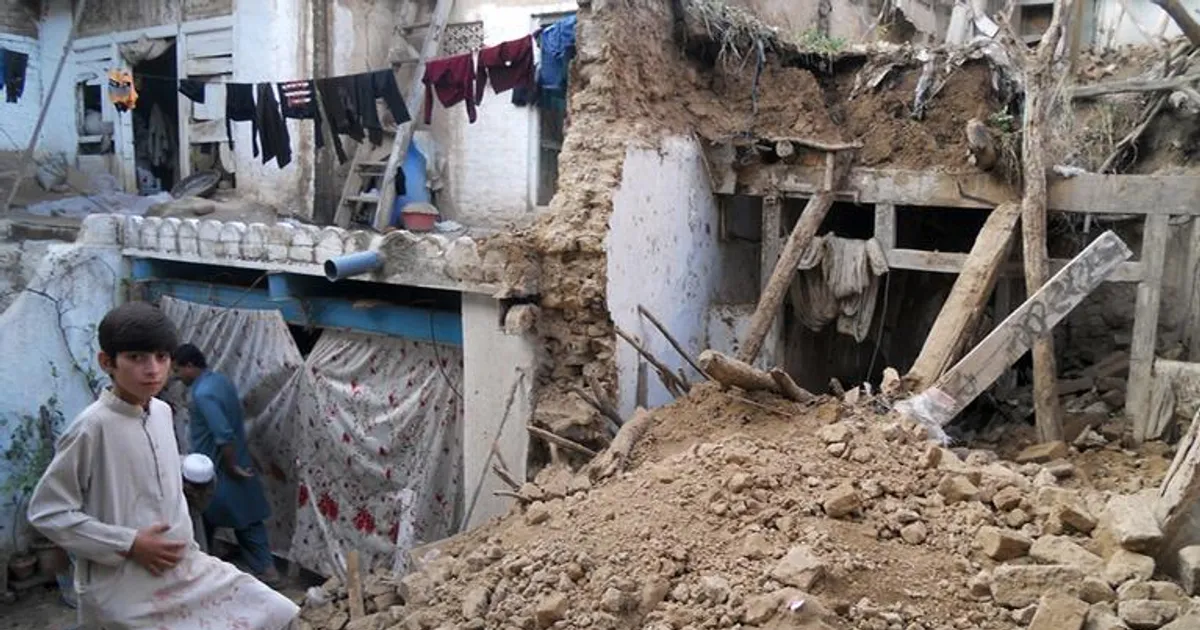 Mais de 800 mortos no terremoto que atingiu o Afeganistão