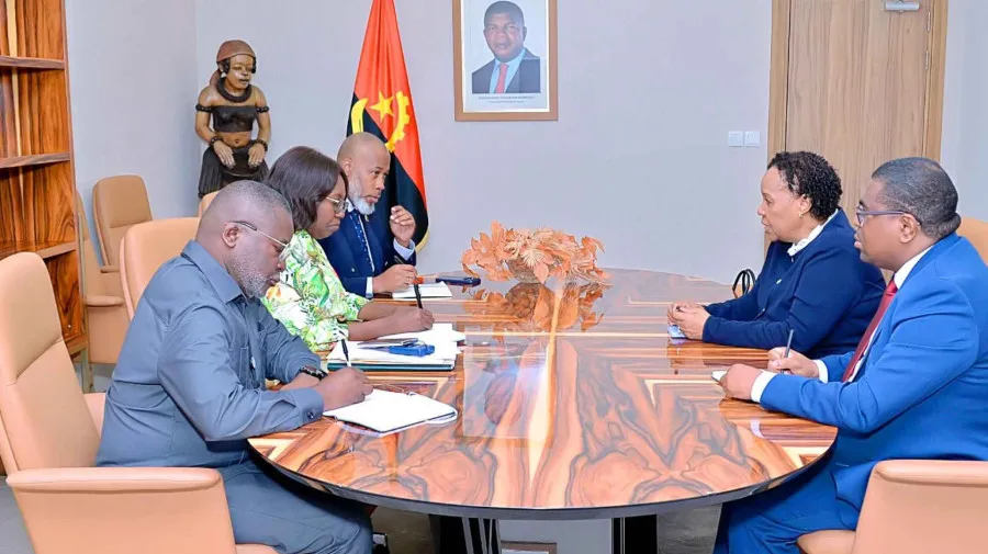 Angola quer reforçar presença nos fóruns internacionais de saúde