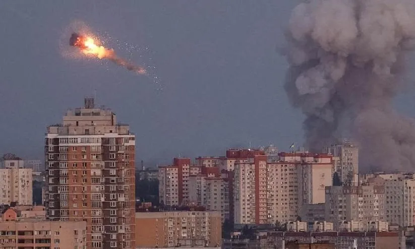 Ataques russos com drones fustigam a Ucrânia pelo quinto dia consecutivo