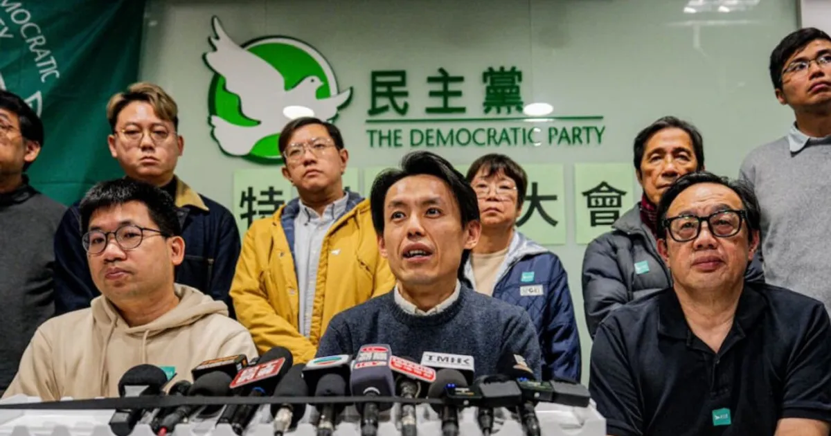 Partido Democrático de Hong Kong dissolvido