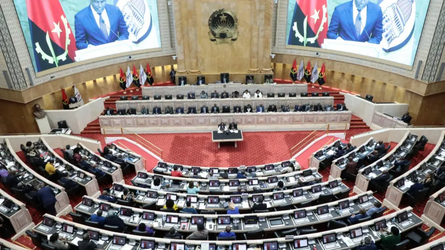 Aprovado regime de funcionamento da TV do Parlamento