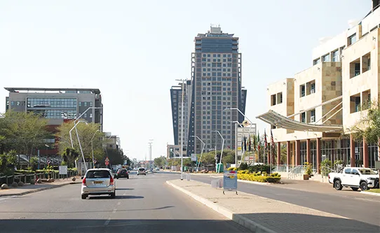 Abordada em Gaberone oportunidades de negócios