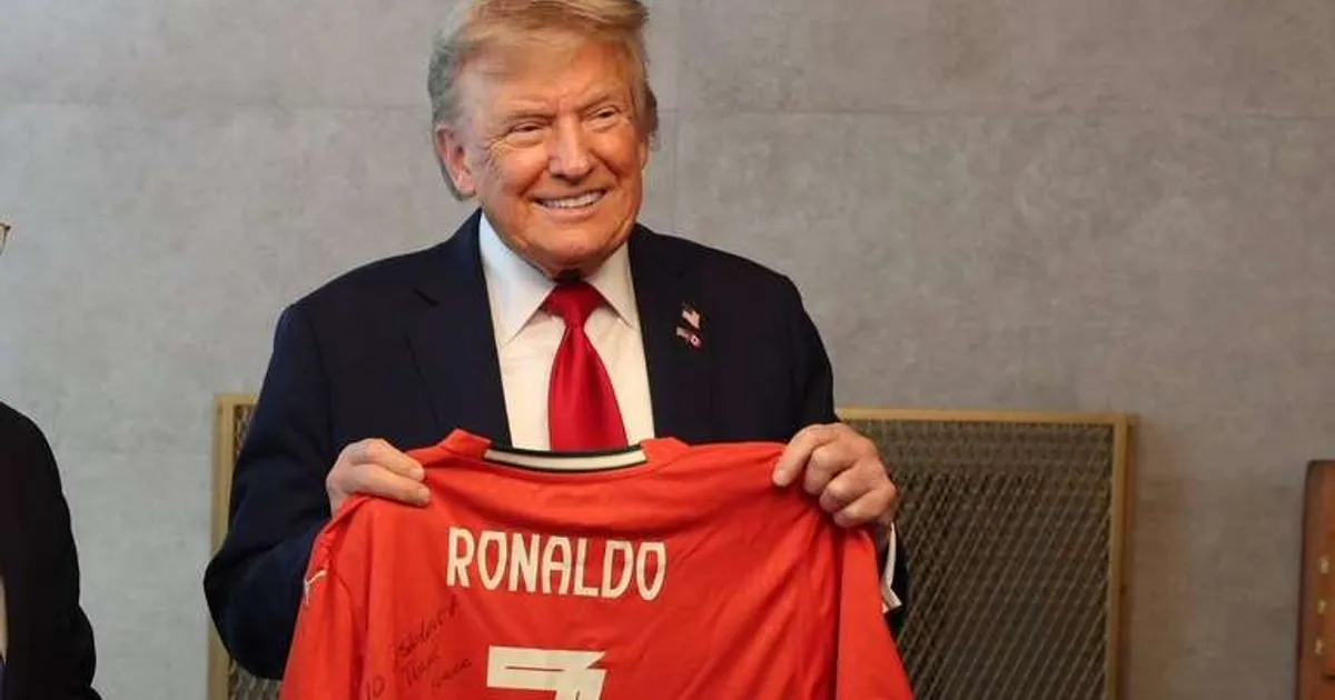 Cristiano Ronaldo recebido por Donald Trump na Casa Branca