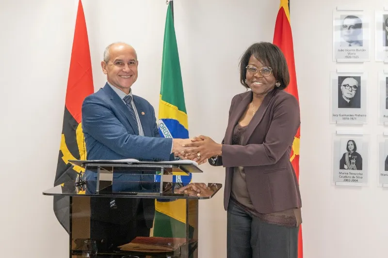 Tribunal Constitucional assina acordo com Ministério Público Militar brasileiro