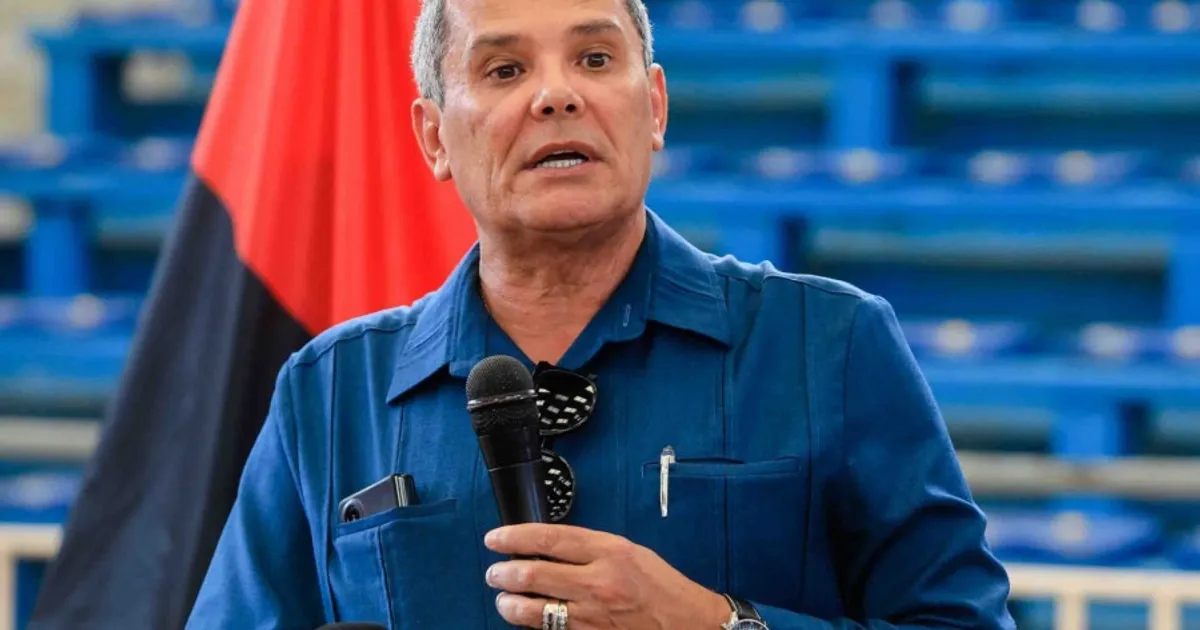 Ministro Rui Falcão homenageado no "Hall of Fame" das artes marciais