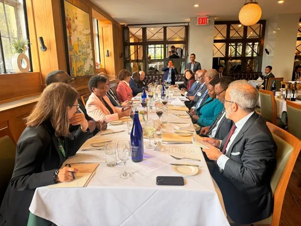 Téte António participa em reunião informal do Conselho de Ministros da CPLP