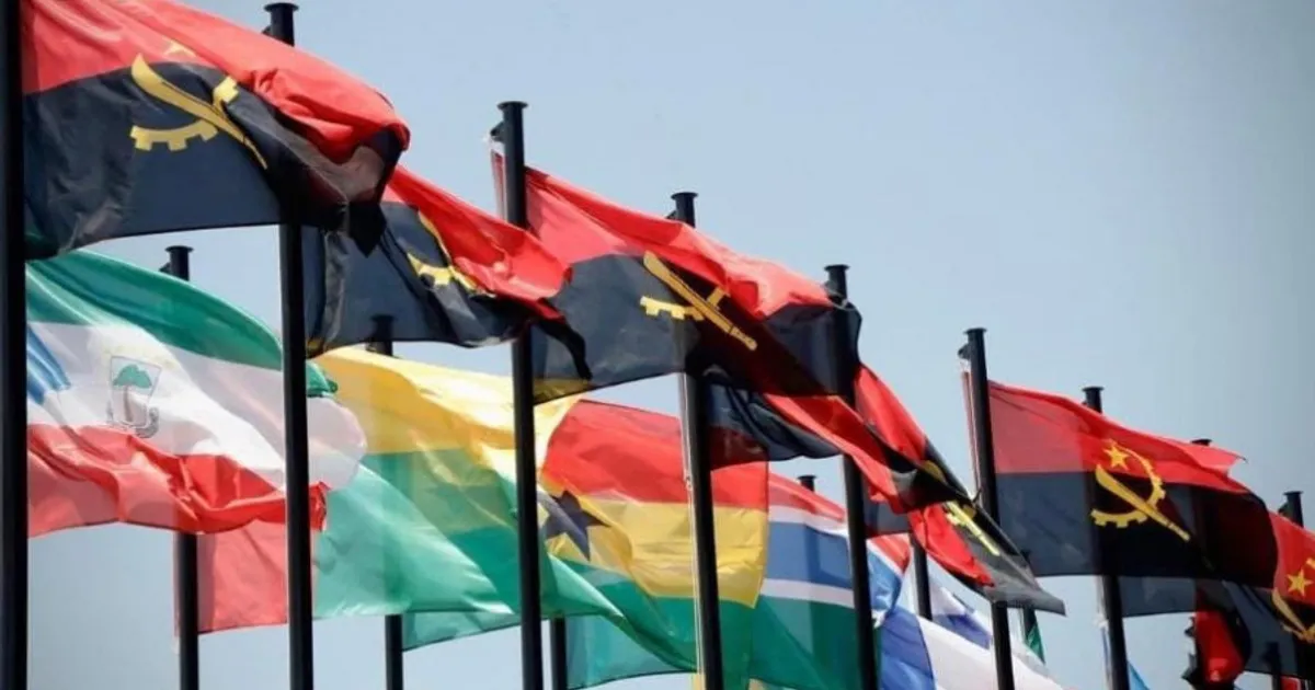 Angola: 50 anos de diplomacia decisiva