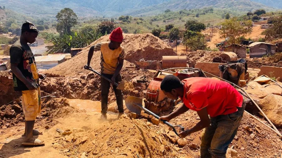 Mineração desregrada em Manica preocupa autoridades moçambicanas