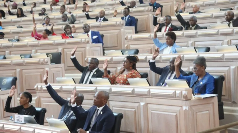 Deputados aprovam na generalidade revisão da Lei sobre Liberdade Religiosa