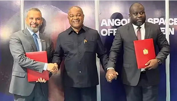 Angola e Emirados Árabes Unidos reforçam parceria no sector Espacial