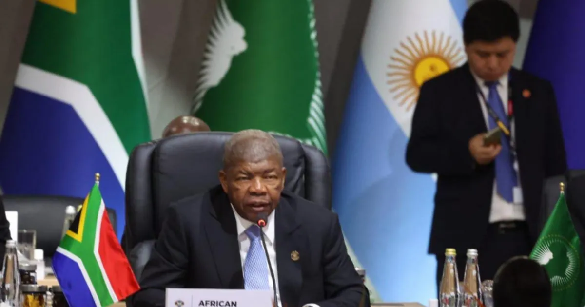João Lourenço defende que África financie o próprio destino