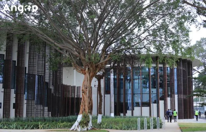 Presidente da República inaugura Parque de Ciência e Tecnologia de Luanda