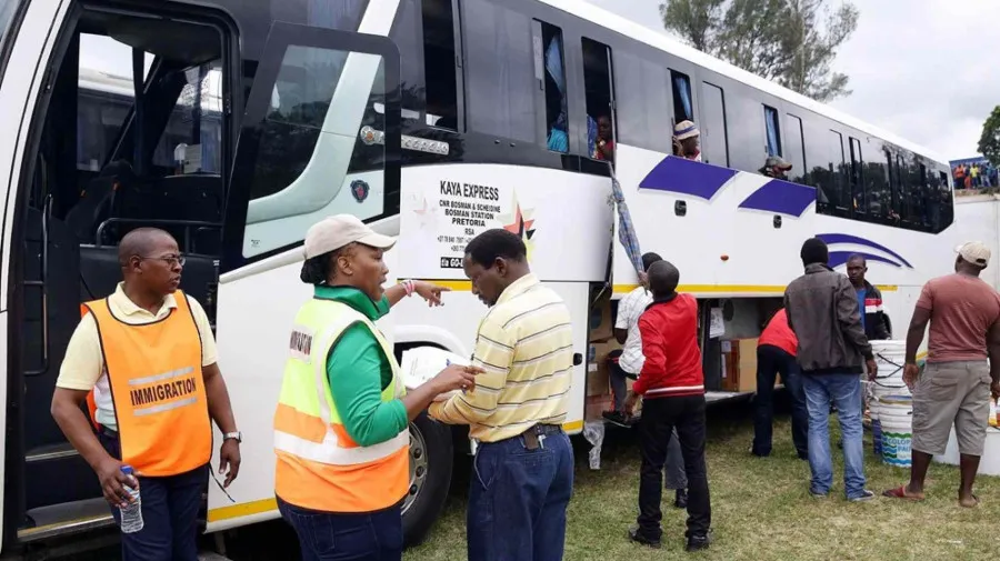 África do Sul exige restituição de custos de deportação de imigrantes