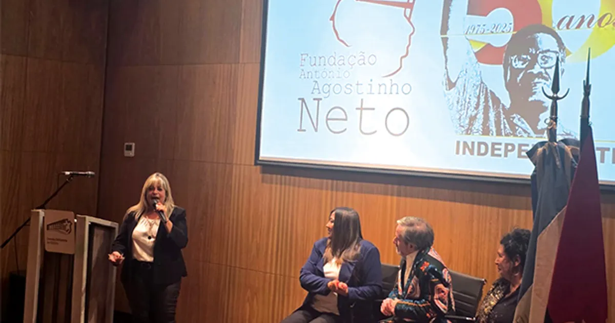 Colectânea do Poeta Maior apresentada em castelhano na Argentina