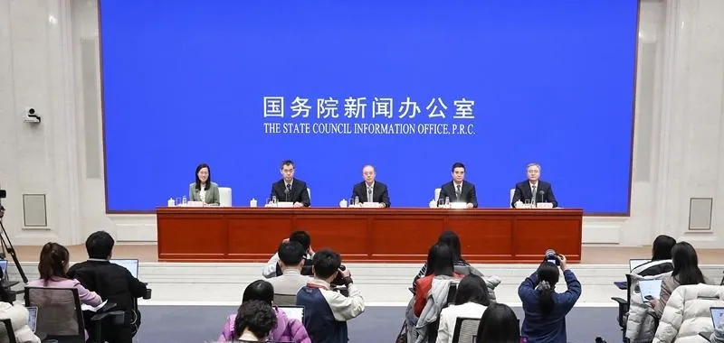 China condena novas sanções norte-americanas contra o Irão
