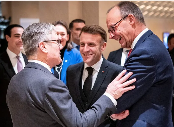França convoca reunião para resolver crise no estreito de Ormuz