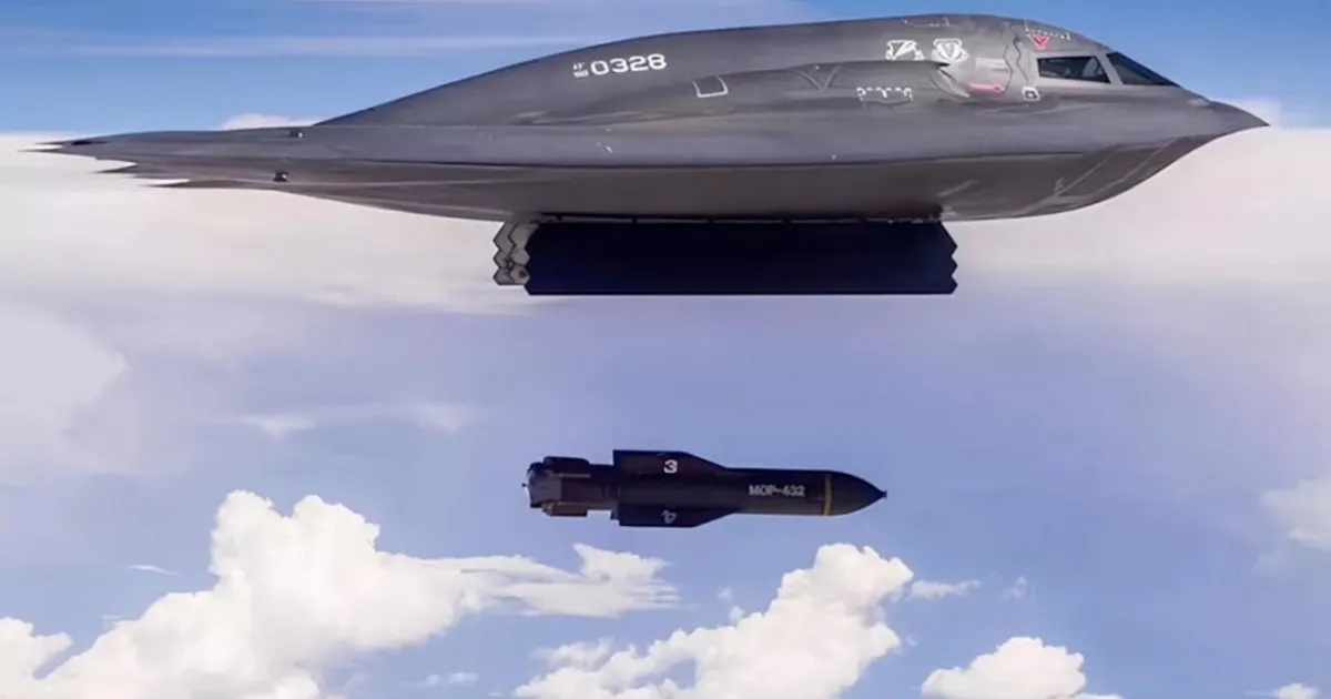 EUA atacam instalações nucleares no Irão
