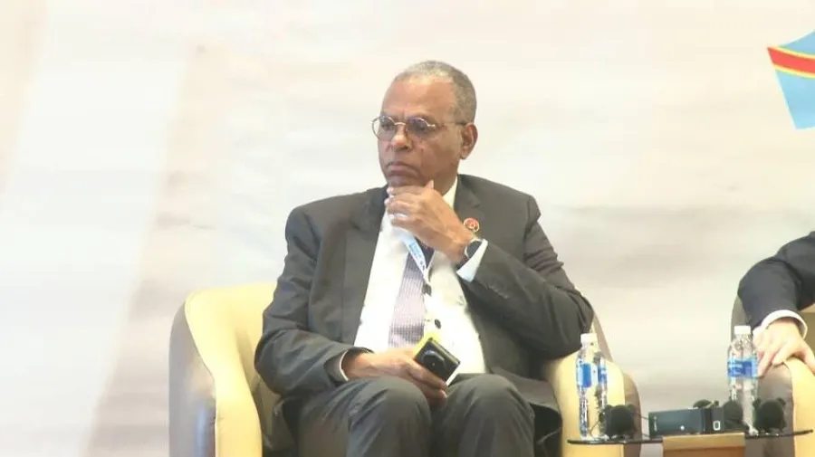 Executivo angolano reafirma estratégia para o comércio com a RDC