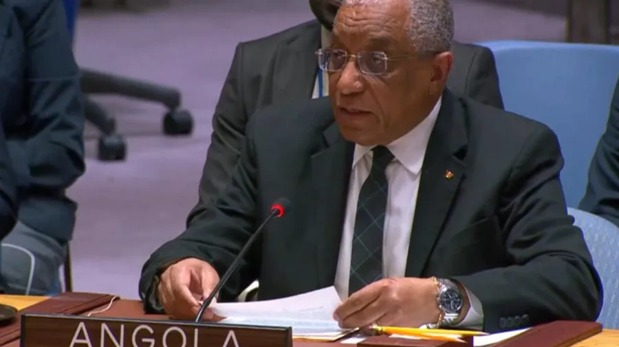 Angola pede IA global justa e inclusiva