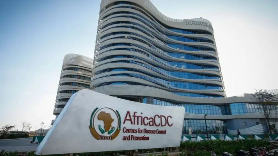 Africa CDC necessita de USD 1,4 mil milhões para combate a Ébola