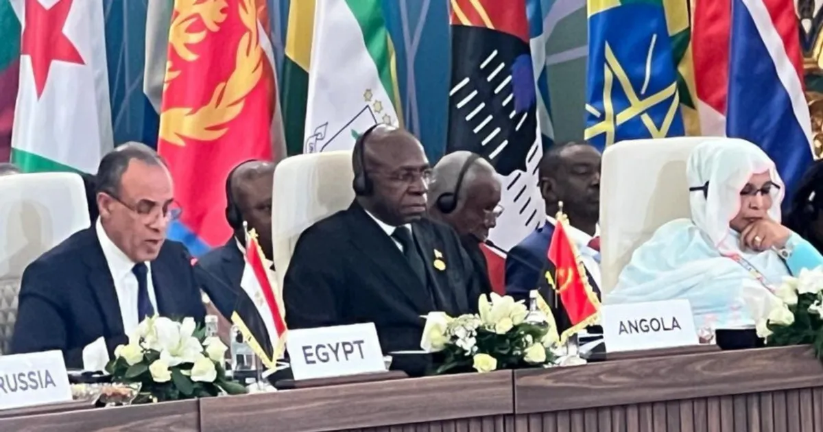 Ministro Téte António diz que Conferência Rússia-África consolida cooperação abrangente