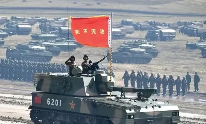 China inicia exercícios militares com fogo real no estreito de Taiwan