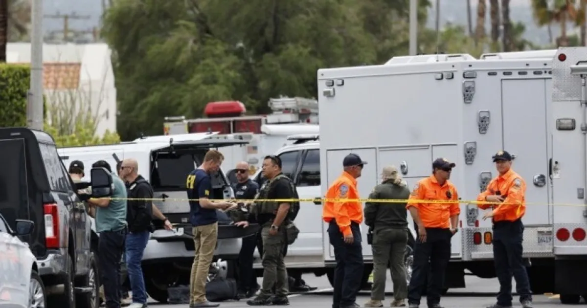 Explosão mata três agentes numa unidade policial de Los Angeles
