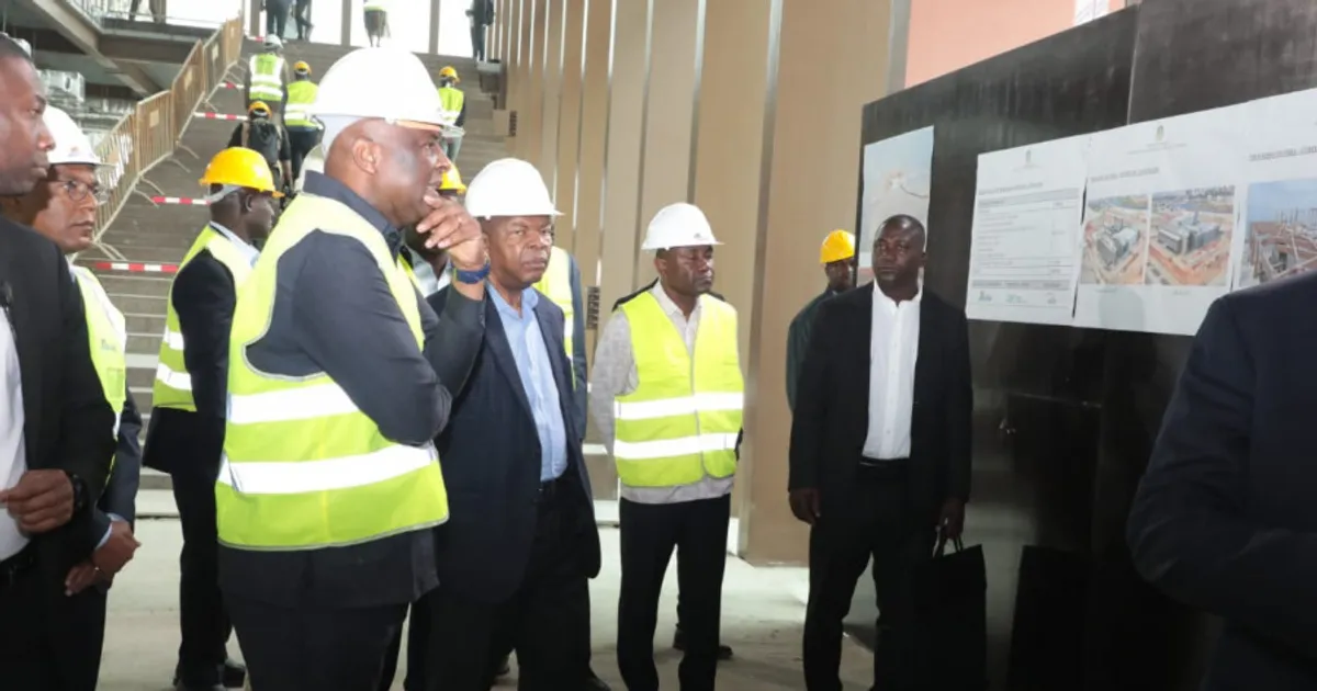 Presidente da República visita obras de construção do Centro de Convenções da Baía