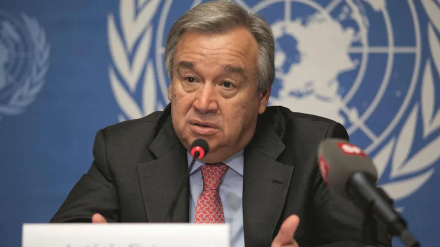 Guterres pede fim dos ataques contra força da paz no Líbano