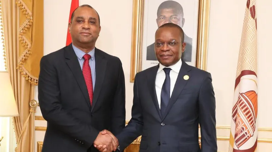 Angola e Cuba reiteram reforço das relações parlamentares