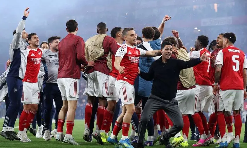 Arsenal sagra-se campeão inglês de futebol pela 14.ª vez após empate do City