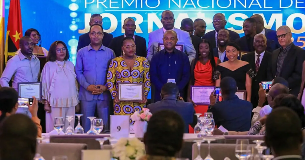 Galardoados vencedores do Prémio Nacional de Jornalismo 2025