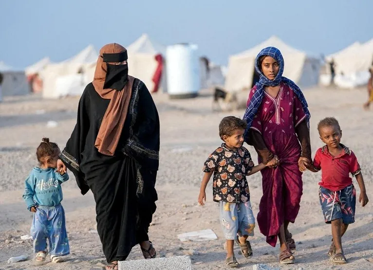 Ataques dos Houthis no Iémen agravam crise humanitária