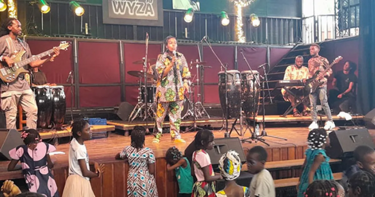 Cantora alemã destaca valor da música africana