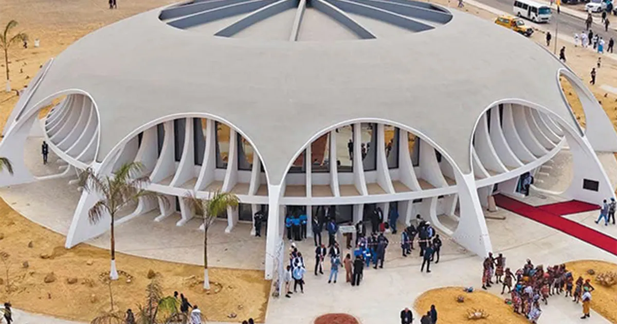 Presidente João Lourenço inaugurou Cine Estúdio da província do Namibe