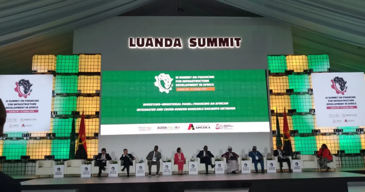 Terminou Cimeira sobre Financiamento de Infra-estruturas em África